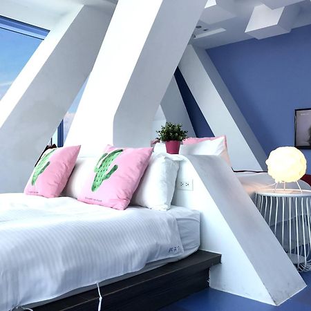 三条文旅 Apartment Kaohsiung Bagian luar foto