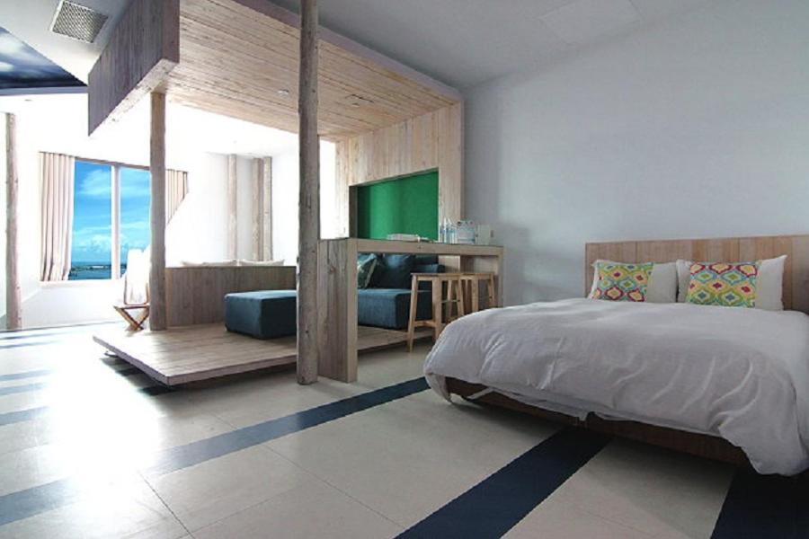 三条文旅 Apartment Kaohsiung Bagian luar foto