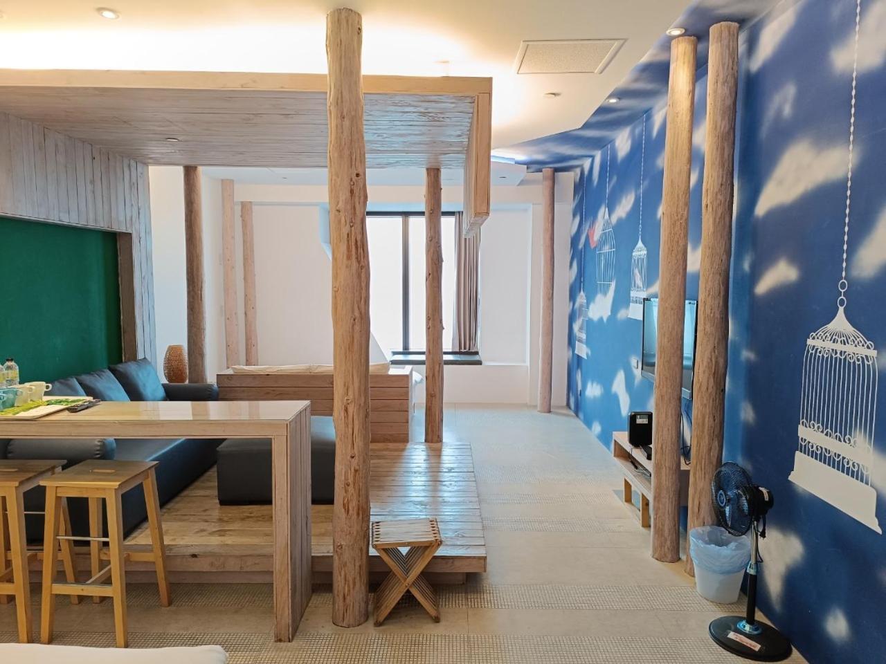 三条文旅 Apartment Kaohsiung Bagian luar foto
