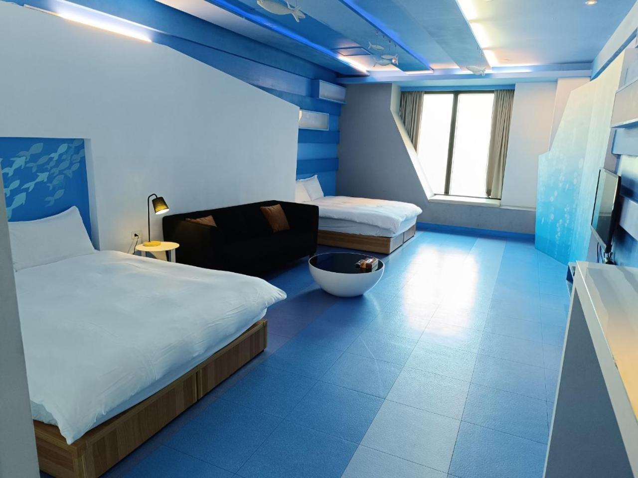 三条文旅 Apartment Kaohsiung Bagian luar foto