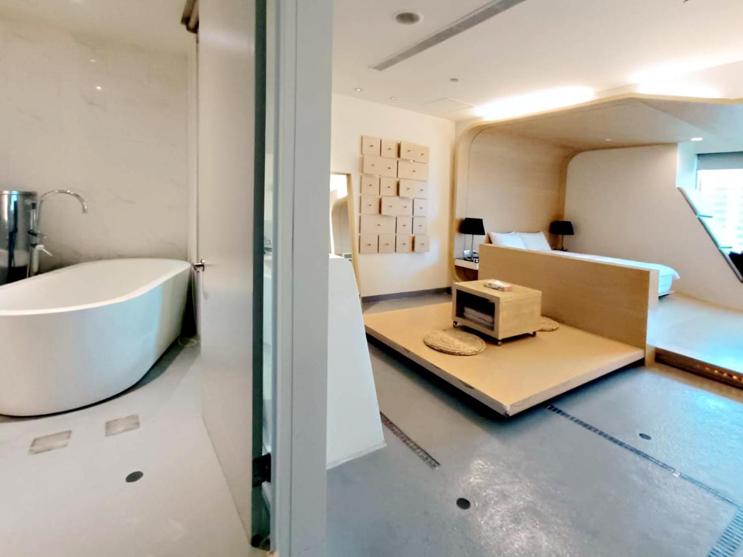 三条文旅 Apartment Kaohsiung Bagian luar foto