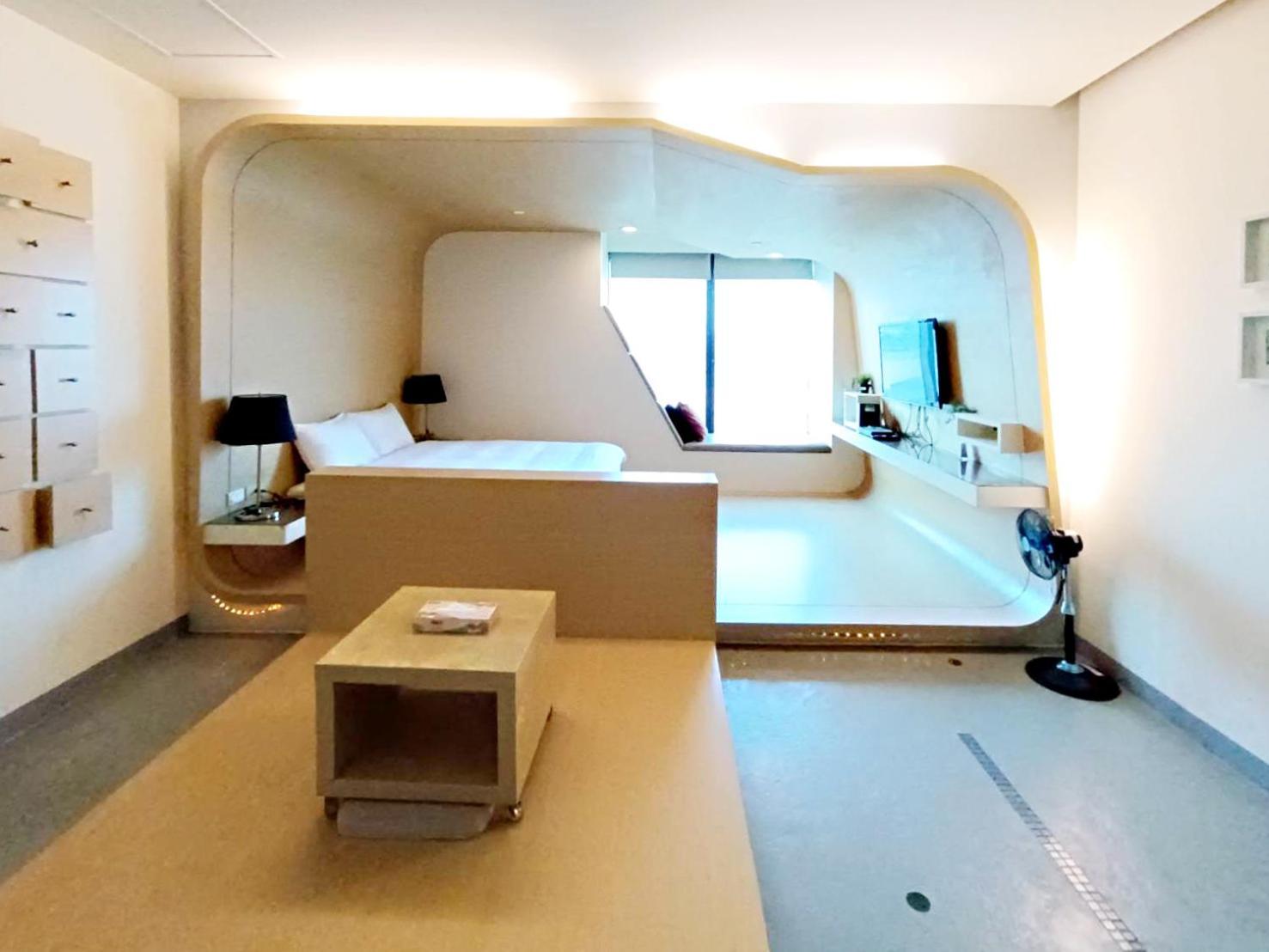 三条文旅 Apartment Kaohsiung Bagian luar foto