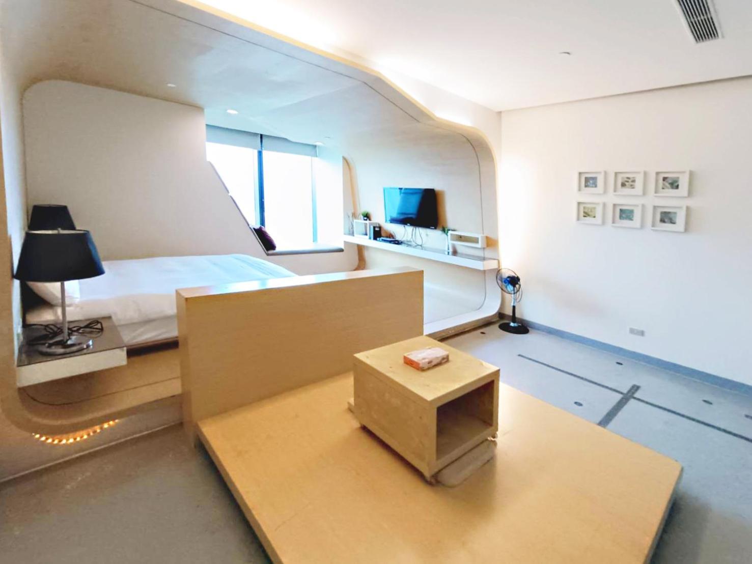 三条文旅 Apartment Kaohsiung Bagian luar foto