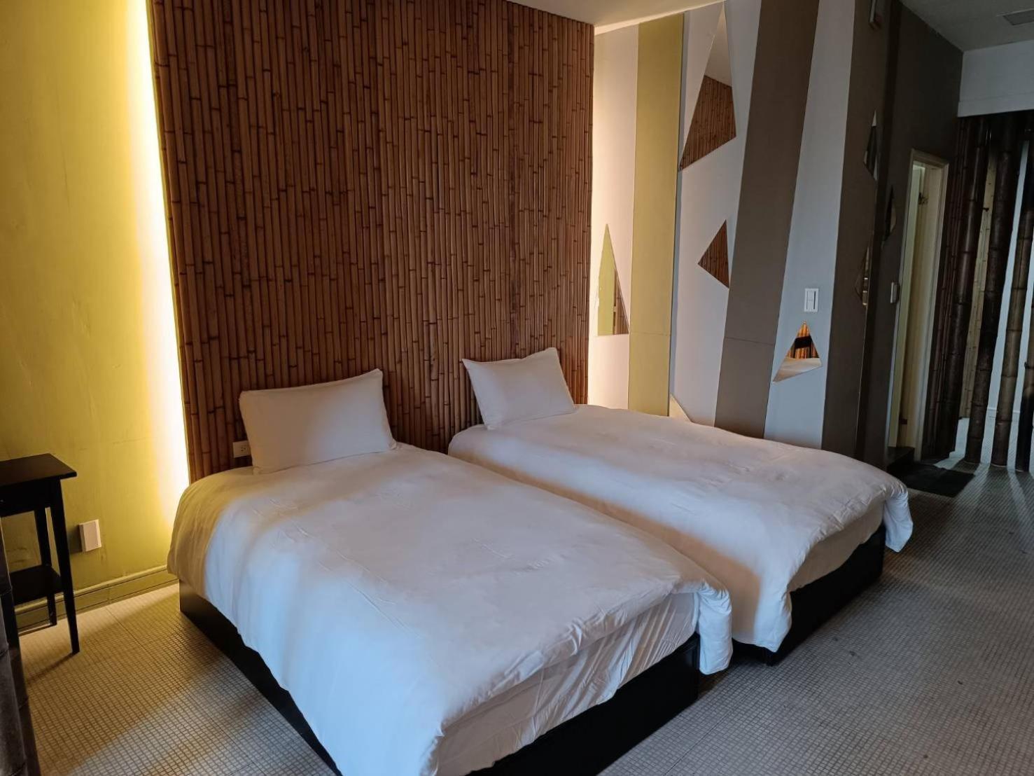三条文旅 Apartment Kaohsiung Bagian luar foto