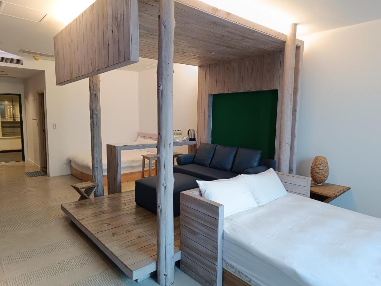 三条文旅 Apartment Kaohsiung Bagian luar foto